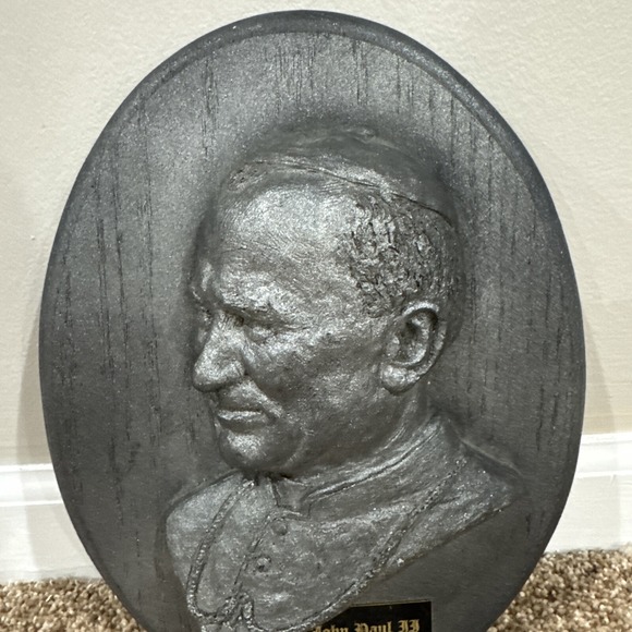 Pope Saint John Paul II Icon Chalk-ware Relic Bust Wall Hanging Plaque VTG - Picture 3 of 5